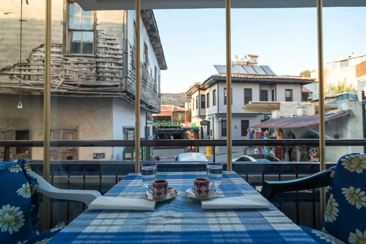 Mavi Avlu - Old Town Apartments Анталья