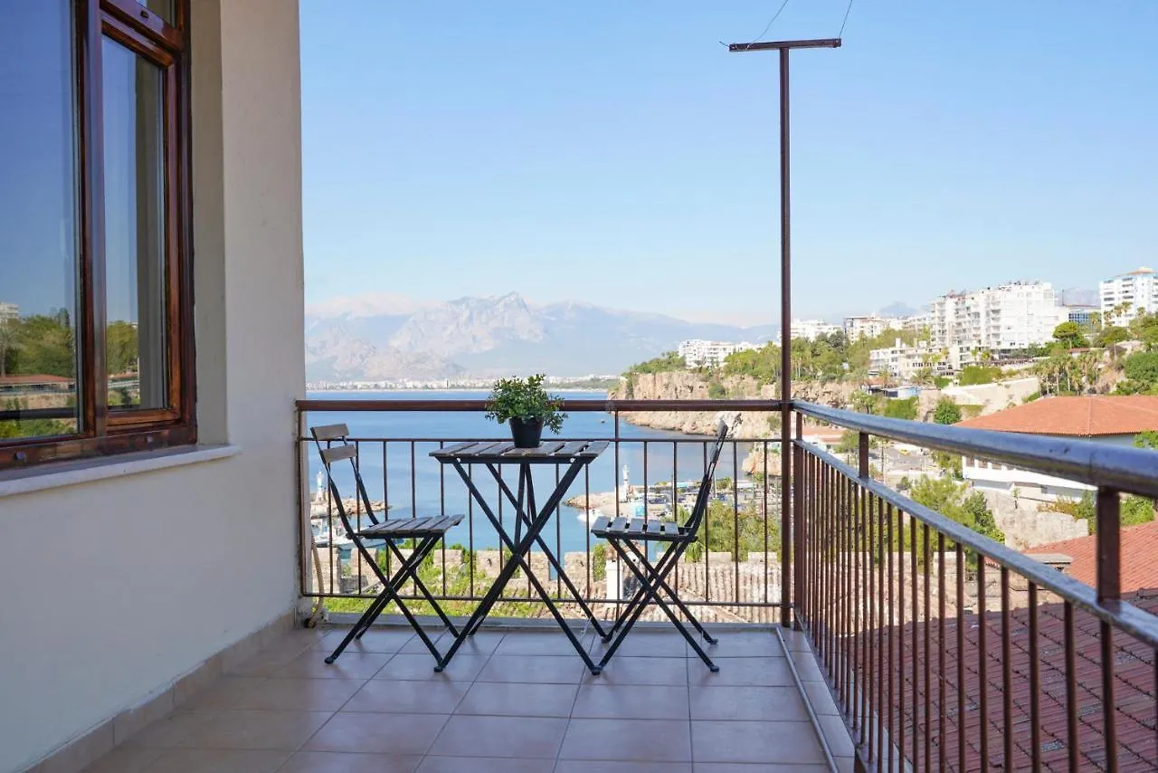 Mavi Avlu - Old Town Apartments Antalya